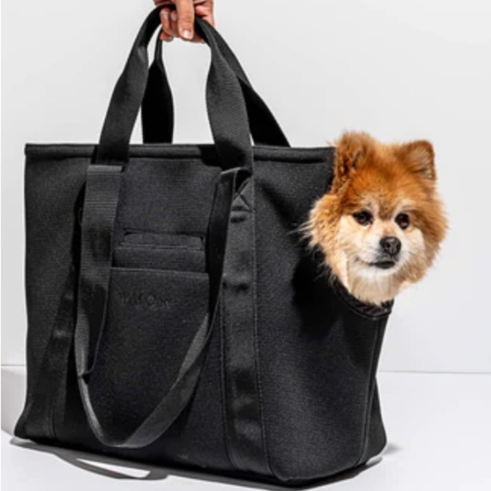 Black WildOne Everyday Carrier New with Tags